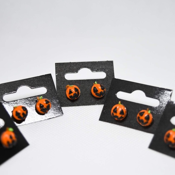🎃Handmade Halloween Pumpkin Earrings🎃 - Picture 2 of 6